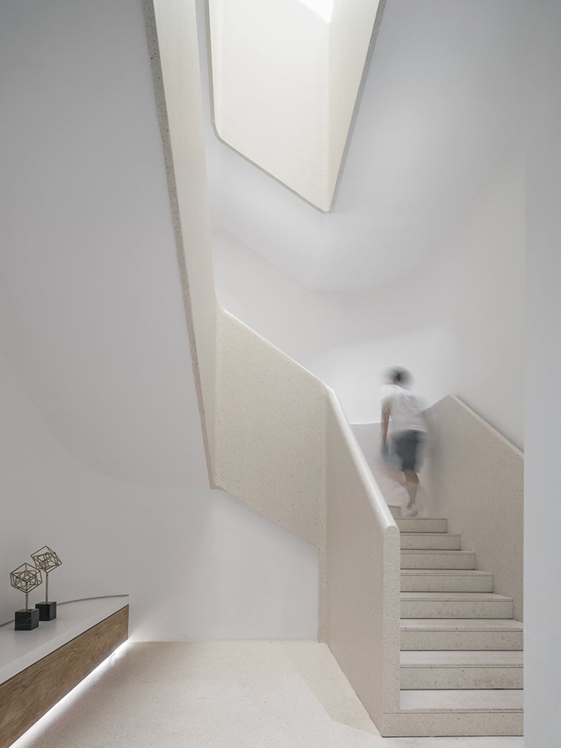 NIO West Lake - interior