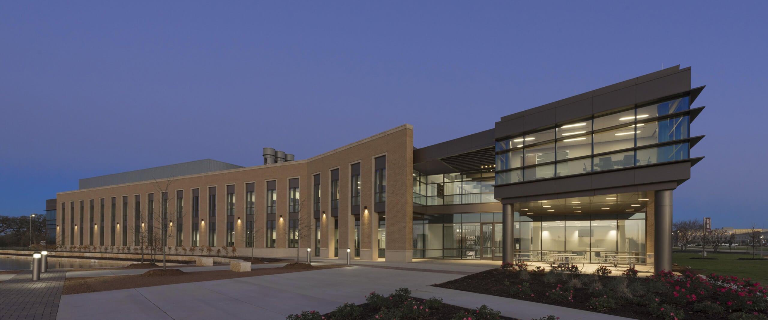 TVMDL Exterior