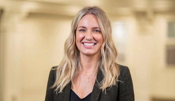 Kristin's headshot